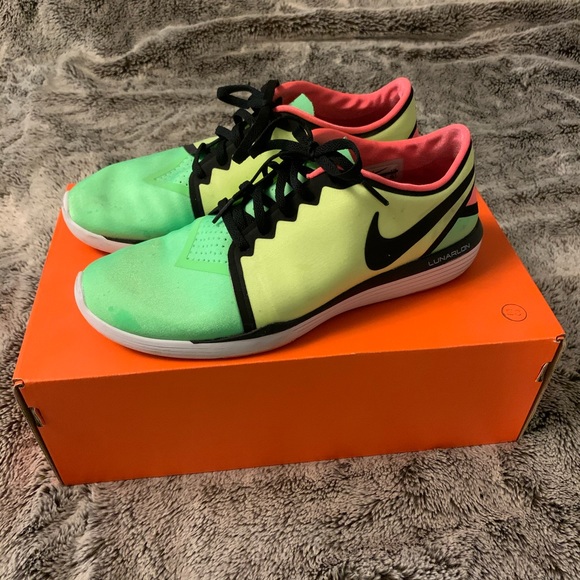 nike lunar sculpt